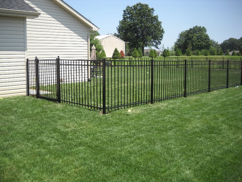 Spear Security Powder Coated Iron Fencing with Tube Hand Rails